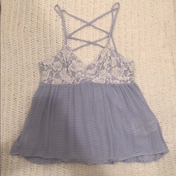 Open back strappy tank top - Picture 1 of 3